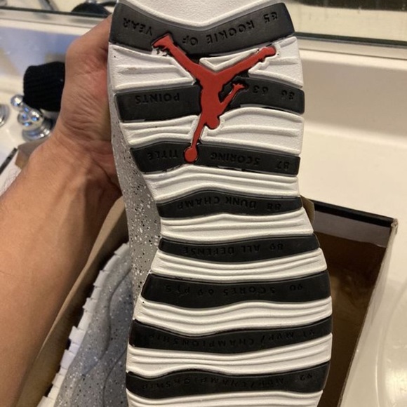 Jordan 10 smoke greys - Picture 4 of 6